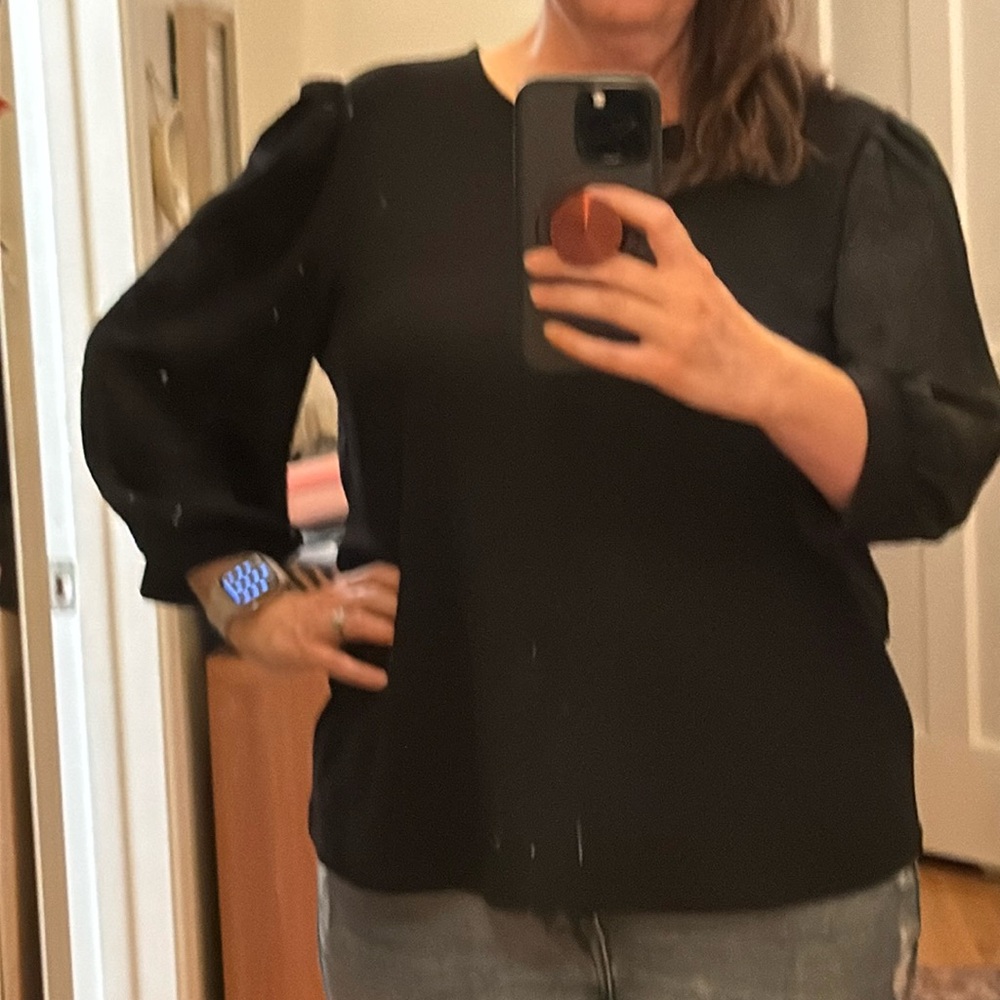 CeCe blouse with stunning sleeves